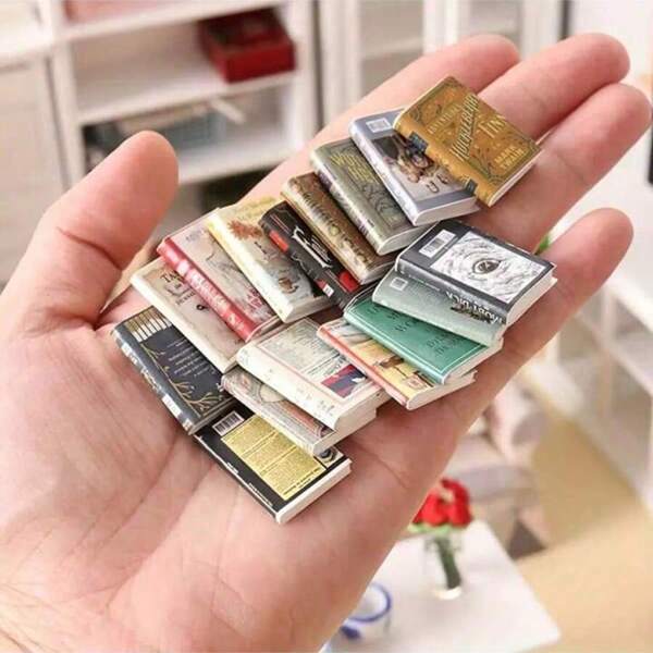 5/10/20pcs Assorted Miniature Decorative Books, 1:12 Scale Dollhouse Accessories, DIY Furniture Models, Decorations, Gift For Christmas, Valentine's Day, Mother's Day, Graduation, Back To School