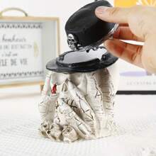 1pc Creative Face-Holding Skull, Hat Ornament, Ornament Ashtray Home Decor Halloween Decor Fall Decor Room Decor