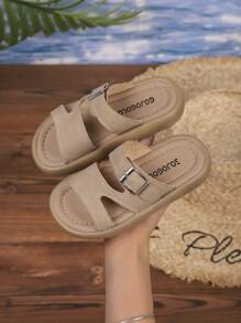 Un par de cómodas y elegantes zapatillas clásicas para niñas, con suela gruesa y suave, apropiadas para niños de 3 a 15 años para usar en casa, al aire libre, de vacaciones o en la playa