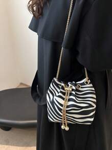 Women's Minimalist Zebra Striped Chain Shoulder Bag
