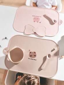 Conjunto de Utensílios de Silicone para Bebê, Jogo Americano Personalizado, Cinto, Babador, Tigela, Colher, Gravata Borboleta, Suprimentos de Alimentação Anti-Sujeira e Anti-Queda, Adequado para Bebês Meninos e Meninas em Todas as Estações - Multicolorido - Visão 2