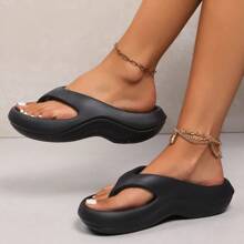 Women's Fashionable Casual Plain EVA One-Piece Molded Flip Flops, Comfortable And Soft, Four Seasons Applicable, Suitable For Daily Life, Work Or Beach Vacation And Other Scenes.