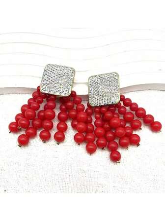 1 对新款时尚水晶串珠流苏吊坠耳环（女士款）