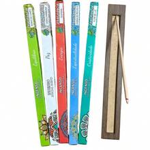 Kit de Incenso com 40 Varetas Aromatizantes Com Incensário Aromas Sortidos - Multi Aromas - Visão 2