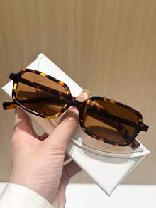 1 件新款时尚方形框架女士眼镜，适合驾驶、钓鱼和时尚搭配