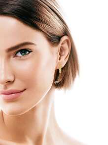XUJIA 1 par de brincos de prata esterlina 925 para mulheres, brincos de argola de moissanita brilhantes com 0,9 mm e 0,8 mm, brincos de moissanita para mulheres, brincos da moda, joias, presentes com certificado GRA