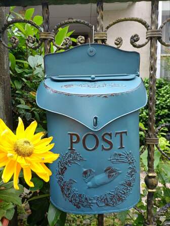 Vintage Metal Wall Mounted Mailbox - Rustic Rural Outdoor Mailbox, Weather-Resistant Surface, No Electricity Required, For Garden, Patio Or Roadside Decoration, Classic Design With Decorative Fish Pattern