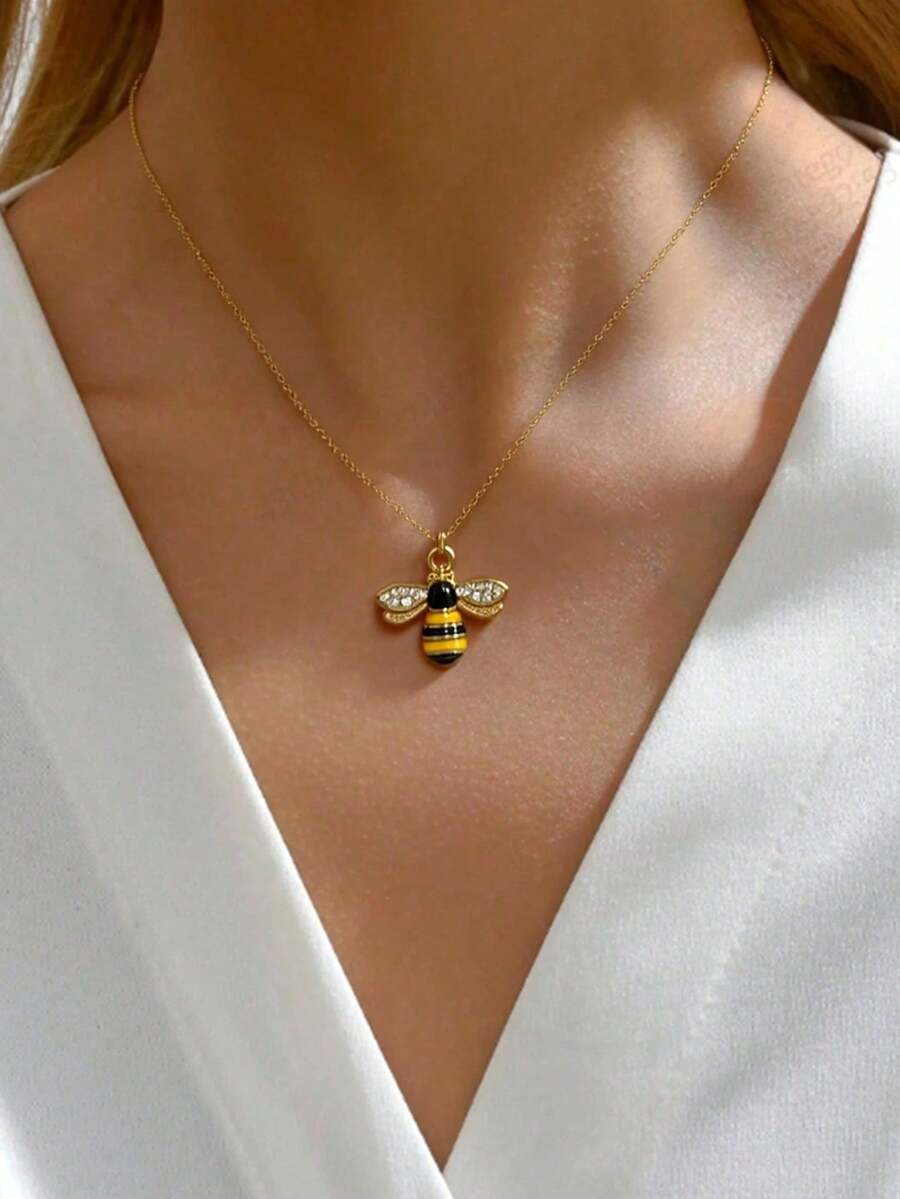 INS Style Petite Rhinestone Bee Pendant Necklace For Women, Delicate Charm Jewelry - Yellow Gold - View 1