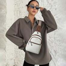 Bolso de pecho para mujer de piel sintética, moderno bolso con cinturón, mochila antirrobo, 7,5 x 4,5 x 11,5 pulgadas (1 unidad) - Blanco - Ver 5