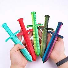 2025年新品！3D打印剑鞭，关节可活动。一款创意坐立不安的玩具，也可作为酷炫的桌面装饰。尽情伸展！是缓解压力和展示的理想之选。适合生日、圣诞节、万圣节礼物，是完美的礼品，也是文具。 - 彩色 - 查看 7