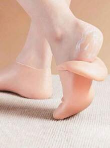 Soothing Moisturizing Silicone Socks,Silicone Skin Care Footmuffs Moisturizing Foot Socks Anti-Cracking Softening Callus Cuticle Foot Cover Foot Mask Massage Moisturizing Foot Care Socks,Highly Absorbent Stretch Stockings, Reusable Aloe Vera Socks, Overnight Spa Socks, Non-Slip Gel High Heels (For Men And Women With Dry Skin, Rough Feet), Home Foot Care, To Use With Your Favorite Lotions And Creams(Random Color)
