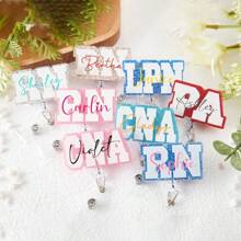 Niestandardowa odznaka na szpuli Słodkie imię PA LAB LPN TECHNIK MD RMA BSN EMT CNA LVN RN ID Odznaka na szpuli Pielęgniarka Kolega Personel Szpital Lekarz, Trwała, Kolorowa, Słodka, Uroczy, Zabawna, Kawaii, Y2K, Stylowa, Uniseks, Swobodna, Niestandardowa, Spersonalizowana, Unikalna, Dostosowana, Idealne prezenty dla niego, Idealne prezenty dla niej, Jej, Chłopaka, Dziewczyny, Rodziny, Przyjaciół