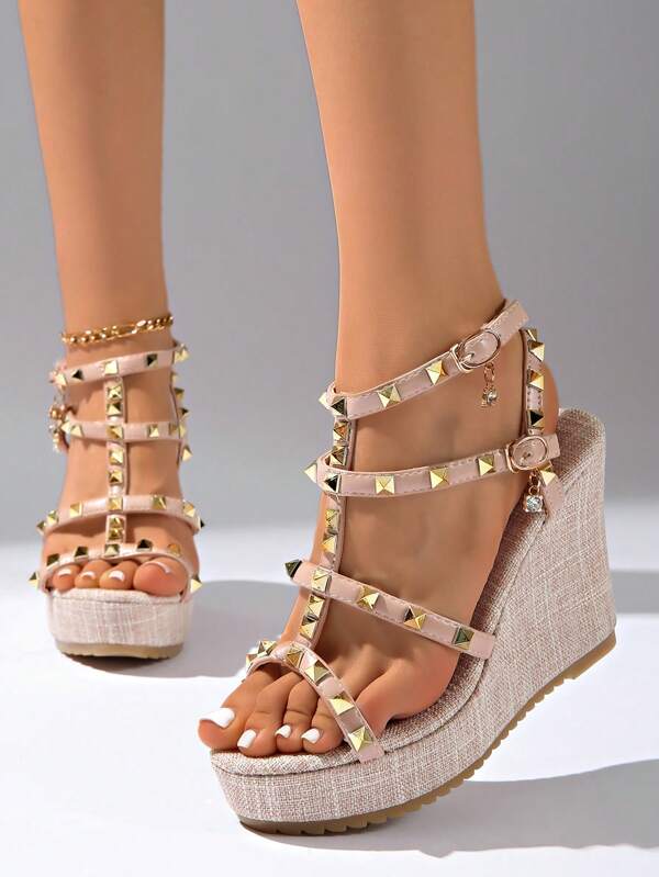 Damen Plateau-Sandalen, neuer modischer Sommerfee-Stil in Beige, Schwarz, verschiedene Farben erhältlich, stylische Plateausohle mit Nieten, hohe Absätze, Römersandalen, perfekt für Party, Hochzeit