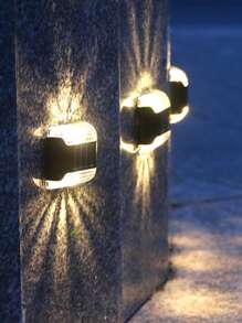 4 Stück Solar LED Wandleuchten - Outdoor wasserdicht, intelligente Beleuchtungssteuerung mit Sensor, Dämmerungsautomatik An/Aus, wasserdicht, Weitwinkel-Beleuchtung, geeignet für Outdoor-Gartendekoration, Terrasse, Balkon, Zaun und Eckenbeleuchtung.