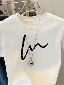 Damen Weißes Kurzarm T-Shirt - Lässiges Sommer Top mit minimalistischem Design, Halbarm, Loose Fit, Rundhalsausschnitt, Lässige Kleidung moderne Freizeitmode - Weiss - Übersicht 3