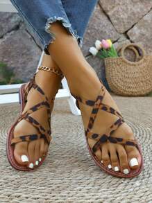 Sandalias de verano nuevas para niñas, sandalias planas cómodas con banda elástica, sandalias casuales ligeras con tiras entrecruzadas
