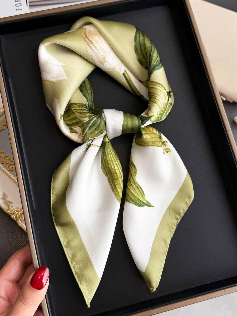 1条女士优雅复古印花薄缎面围巾，仿丝绸材质，波西米亚复古休闲风格，可作围巾、披肩使用，轻盈舒适，适合春夏日常穿着和搭配连衣裙。 - 彩色 - 查看 1