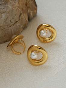 Frminee 1 pieza Anillo de acero inoxidable chapado en oro de 18K con perla, diseño de lujo elegante y vintage para uso diario, fiestas, bodas, regalo para el día de la madre
