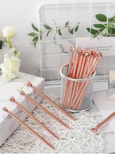 Hartvormige, metallic gouden balpennen - elegante en soepele schrijfwaren voor school, bruiloften en cadeaus, schattig hartontwerp, fijne punt, onmisbaar voor het begin van het schooljaar, schrijfpennen, handtekeningen voor bruiloften en cadeauverpakkingen