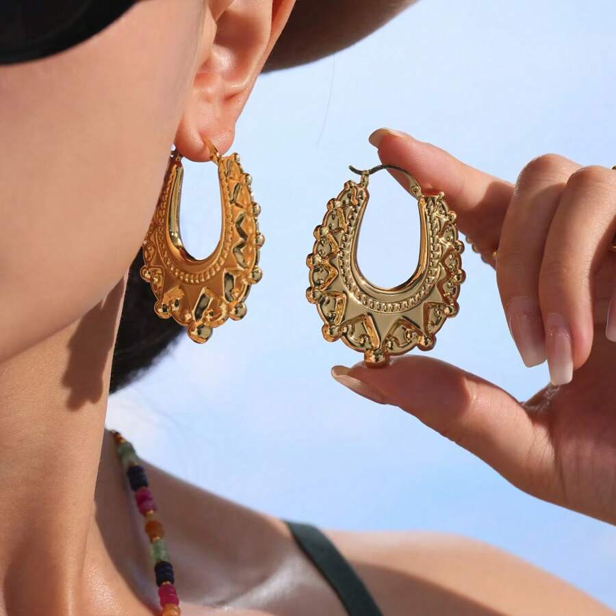 1 Paar elegante goldene Ohrringe im europäischen und amerikanischen Stil mit U-förmiger Pferdehufform für Frauen