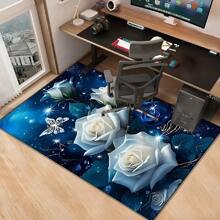 Un grand tapis de sol avec des motifs floraux personnalisés dans un style moderne. Ce tapis de luxe complète diverses décorations d'intérieur. Il est premium, lavable en machine et construit avec un matériau haute densité, avec des particules antidérapantes au bas, des propriétés résistantes à la décoloration et un design moderne et léger pour une portabilité facile.