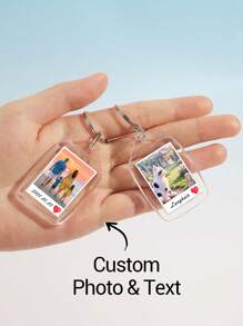 1 pièce Porte-clés personnalisé avec photo et texte, porte-clés acrylique personnalisé, porte-clés de couple personnalisé, anneau porte-clés photo. Cadeau pour la Saint-Valentin, anniversaire, anniversaire de couple. Multi-fonctionnel, ornemental, réutilisable, exquis, élégant, de haute qualité, coloré, moderne, personnalisé, unique. Cadeau idéal pour lui, elle, petit ami, papa, petite amie, maman, famille, amis, salon de thé, maison, jardin, bureau, pour les anniversaires, la Saint-Valentin, la fête des mères, les anniversaires, la fête des pères, la remise des diplômes, les mariages, le pendaison de crémaillère