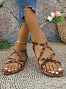 Sandalias de verano nuevas para niñas, sandalias planas cómodas con banda elástica, sandalias casuales ligeras con tiras entrecruzadas