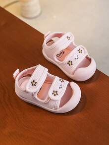 幼儿宝宝软底包趾凉鞋，女童夏季公主网眼透气步行鞋 - 粉色 - 查看 5