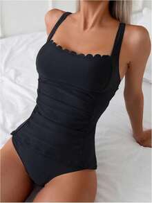 Women's Tummy Control Swimwear – Flowy Tankini Top & Slimming Bottom. This Swimsuit Has A Slim Fit. Due To Differences In Body Shape, You May Feel Slightly Tight When Wearing This Swimsuit, Which Is Normal. If You Have A Fuller Figure Or Prefer A Looser Fit, We Strongly Recommend Choosing 1-2 Sizes Up. - 純黑色 - 查看 3