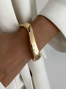 Pulseira minimalista com design geométrico assimétrico e ondas vazadas, 1 peça, adequada para mulheres em uso diário/feriado, festas e acessórios para banquetes