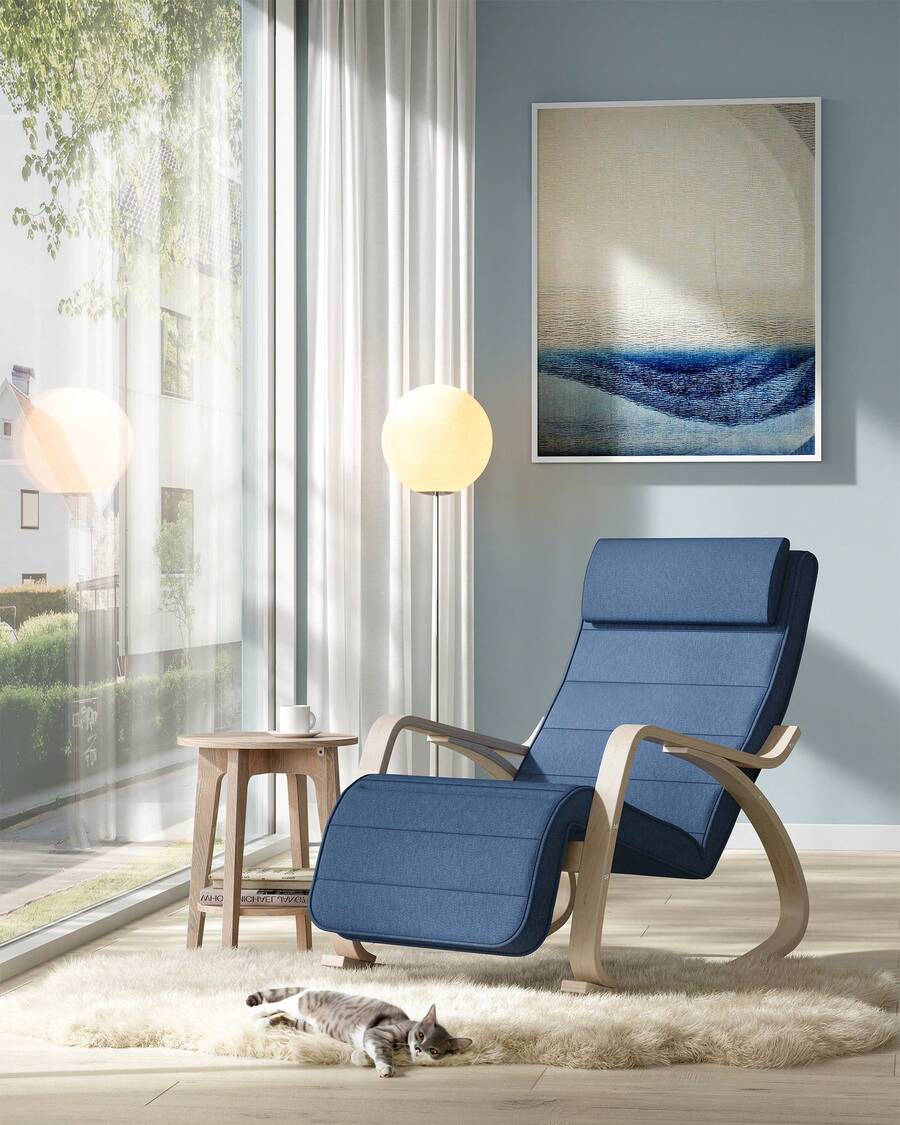 Sedia a Dondolo, Poltrona a Dondolo con Braccioli in Betulla, Poggiapiedi Regolabile a 5 Altezze, Portata 150 kg, per Soggiorno Camera da Letto, Blu Notte e Naturale - Blu - Visualizzare 1