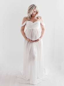 Maternity Off-Shoulder Floor-Length Photoshoot Dress - White - View 2