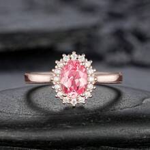 Conjunto de 2 anéis de moda feminina, anéis de metal com design elegante e doce e pedra de zircônia, adequados para o Dia dos Namorados, feriados, viagens, encontros, festas, casamentos, noivados, esposas, namoradas, aniversários de mães, aniversários, presentes de Ano Novo, todas as estações