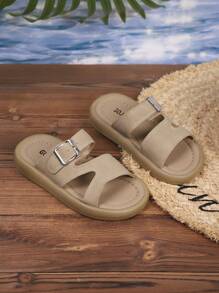 Un par de cómodas y elegantes zapatillas clásicas para niñas, con suela gruesa y suave, apropiadas para niños de 3 a 15 años para usar en casa, al aire libre, de vacaciones o en la playa