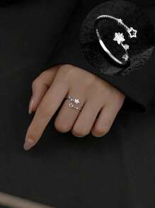 Anillo ajustable con diseño minimalista de estrella hueca de circonia, joyería celestial, anillo ajustable, hipoalergénico, perfecto para mujeres, ideal para combinar con atuendo de fiesta y casual, regalo perfecto de vacaciones y cumpleaños para familiares y amigos