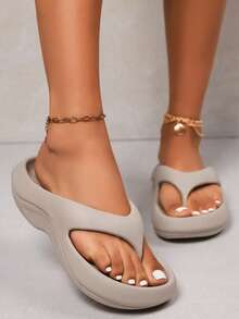 Women's Fashionable Casual Solid Color EVA Rubber One-Piece Thong Sandals, Lightweight, Comfortable, Soft, Suitable For All Seasons, Suitable For Daily Life, Indoor, Work Or Beach Vacation And Other Scenarios - Grey - View 5