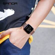 Multifunctional Digital Calendar Waterproof Student Watch, Electronic Single Movement Single-Button And Stylish Wristwatch Middle And High School Students, Unisex - Gold - View 3