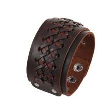 1pc Men's Fashion Bracelet Personality Simple V Face X Face Glossy Leather Bracelet Suitable For Daily Wear