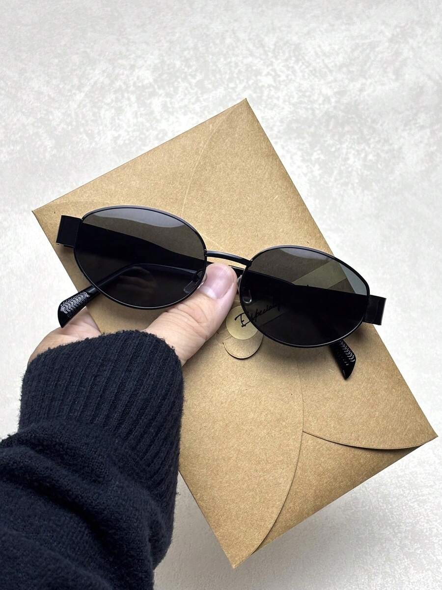 Authentic Moment 女士时尚椭圆形金属眼镜 - 复古风格，高清镜片，完美融合街头时尚与度假氛围 - 黑色 - 查看 1