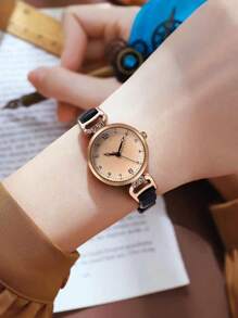 Relógio de quartzo feminino com pulseira de PU, mostrador redondo, estilo britânico retrô, de luxo, para uso diário