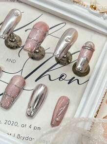 10 Unhas Postiças Cobertas Totalmente Feitas à Mão, Estilo Caixão, Estilo Olho de Gato Com Adorno Metálico de Pérolas, Adequado para Mulheres e Meninas, Com 1 Almofada de Gelatina e 1 Lima de Unha