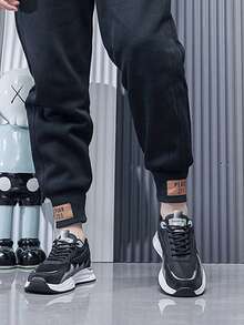 Al aire libre de los hombres antideslizante de amortiguación de fondo grueso zapatos de baloncesto, de moda y versátil cabeza redonda con cordones transpirable zapatos deportivos casuales, casuales ligeros cómodos zapatos de los hombres de fondo blando de tenis - Negro - Ver 2