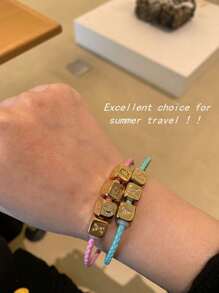 Pulseira de dados com letras do alfabeto personalizável, 1 peça, nome personalizado retrô, pulseira inicial de aço inoxidável MAMA, presente ideal para namorada, mãe, família, amiga, filha, aniversário, dia dos namorados, dia das mães, aniversário, formatura, uso diário, casamento, festa