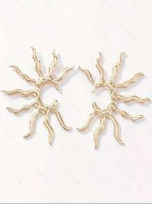 1 Pair Casual Style Zinc Alloy Sun Shaped Stud Earrings, Suitable For Vacation, Holiday Party And Daily Wear