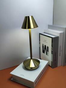 1 件创意现代简约金属宝塔形台灯，USB 充电，LED 触摸 3 色可调光，装饰照明，适用于卧室、客厅、餐厅、宿舍、露营、办公室等。 - 彩色 - 查看 10