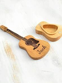 1件定制迷你吉他礼品套装 - 个性化雕刻吉他拨片，婚礼配饰，周年纪念日或送给父亲、兄弟、男友或朋友的礼物，色彩缤纷、可爱、萌趣、趣味十足、卡哇伊、千禧年风格、时尚、男女皆宜、休闲、定制、个性化、独特、专属定制，送给他的理想礼物，送给她的理想礼物，送给男友、女友、家人、朋友，定制婚礼和活动 - 木質色 - 查看 2