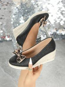 Fashionable Thick-Soled Wedge Women's Shoes, New 2025 European & American Style, Multi-Color Versatile Slip-On, Waterproof Platform Round Toe High Heel Wedding/Outdoor/Resort Style