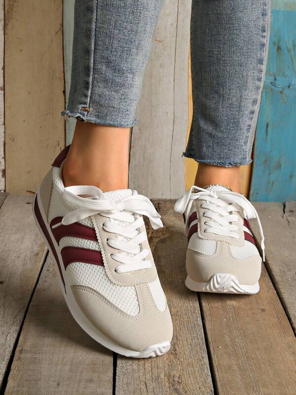 Women'S Casual Striped Low-Top Sneakers - Lightweight Breathable Fabric Upper, Durable Rubber Sole, Lace-Up Closure, All-Season Comfort For Casual Attire, Ladies Sneakers, Everyday Footwear, Classic Stripe Design, Comfortable Footwear(The Size Runs One Size Small)