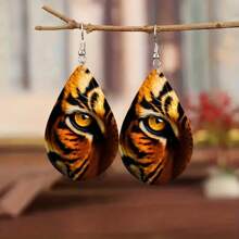 Nouvelles boucles d'oreilles en bois de créativité mode avec un motif recto-verso de tigre audacieux. Boucles d'oreilles de luxe à la mode