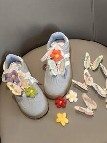 1 Stück neue Frühlings Schmetterling Schuhblume Schuhschnalle, super feenhaft und süße Schuh Dekoration, handbestickt mit Schmetterling, Kinder